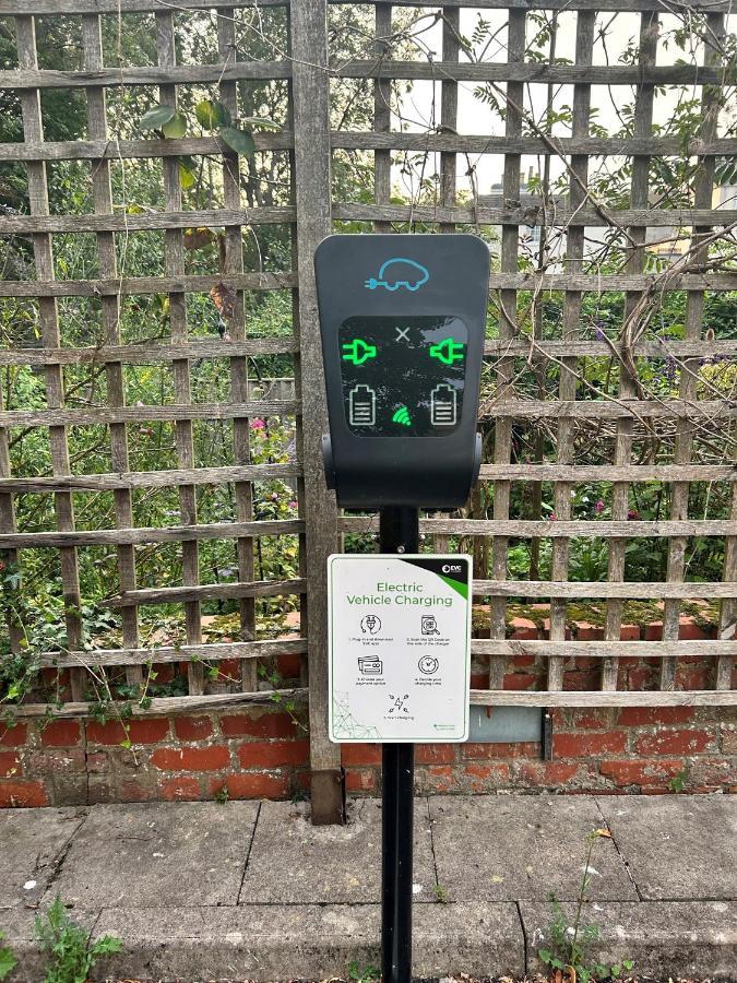 Appartamento The Grove King Bed Wi-Fi Ev Charger Cheltenham Esterno foto